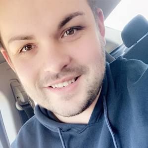 Meet your Posher, Adam